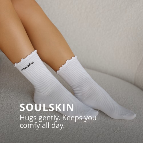 SoulSkin Ruffle Ankle Socks (2)