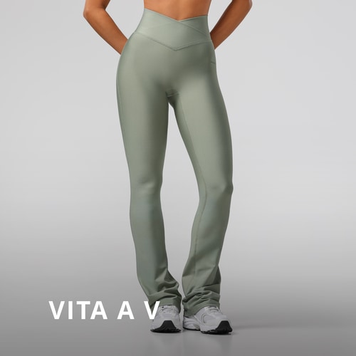 Essence High-Waist Flared Pants (3)
