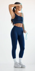Athleisure Sport-BH mit asymmetrischem Träger