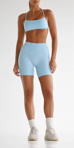 MuseFit Shorts mit mittelhohem Bund