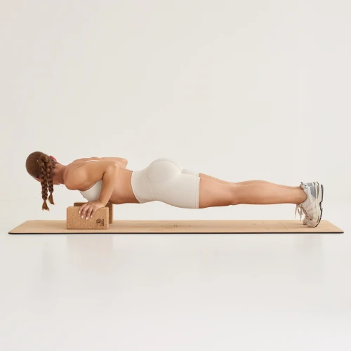 MuseFit Mid-Waist Shorts (4)