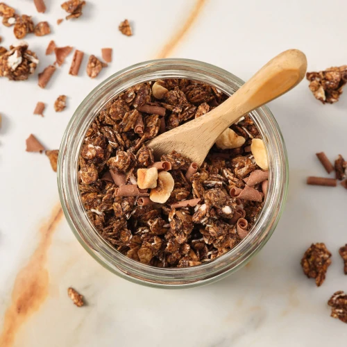 Superb Granola - Milchschokolade und Haselnüsse 275 g (2)