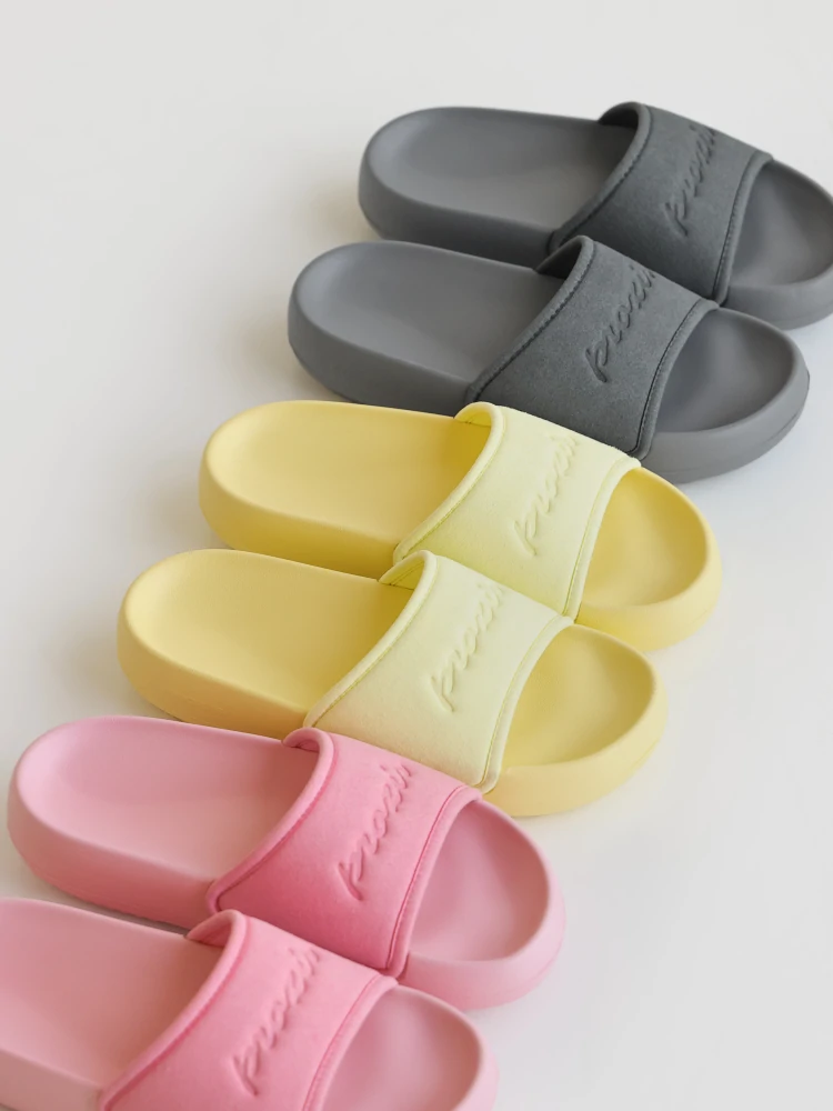 Bubble Neosuede Badeschlappen (7)