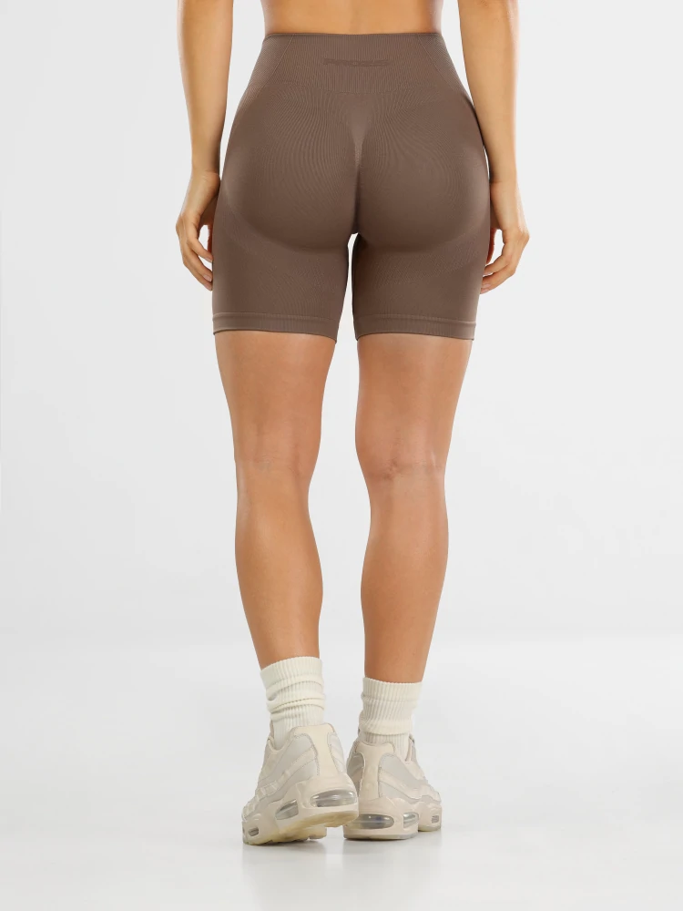 BFF Shorts mit mittelhohem Bund (7)