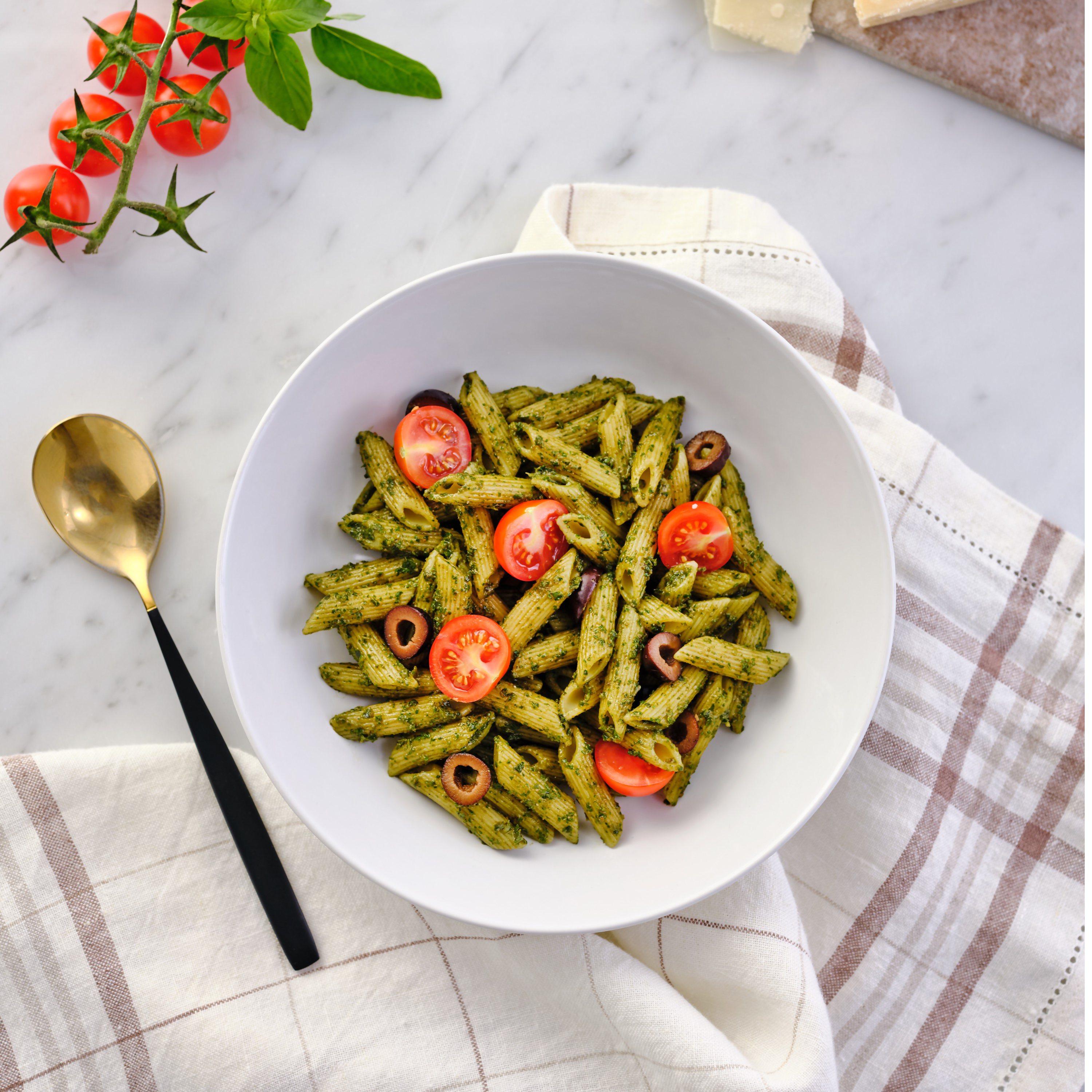 Penne al Pesto Dietético - Comida y Cena | Prozis