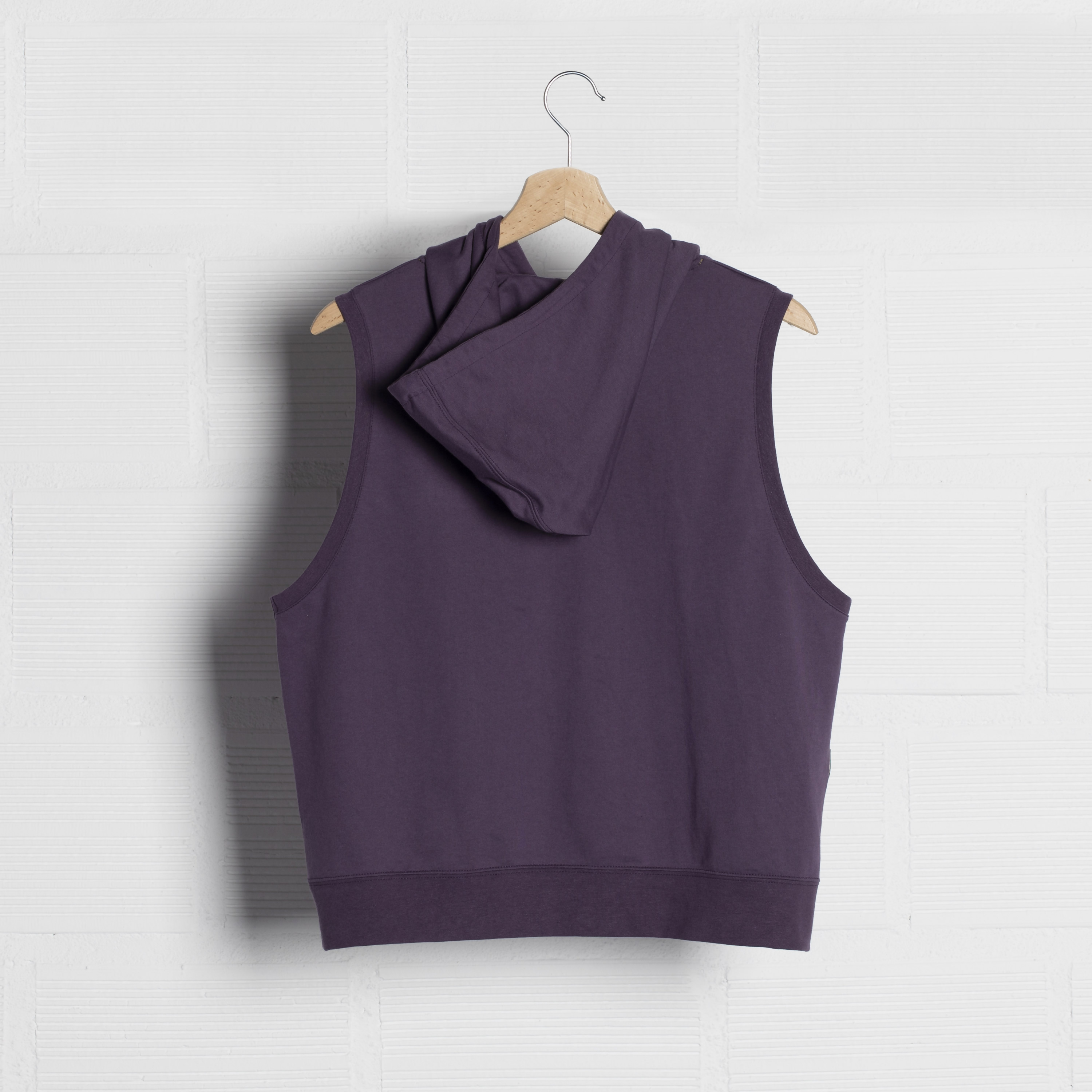 purple sleeveless hoodie