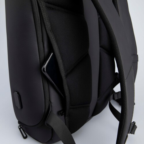 backpack the shell