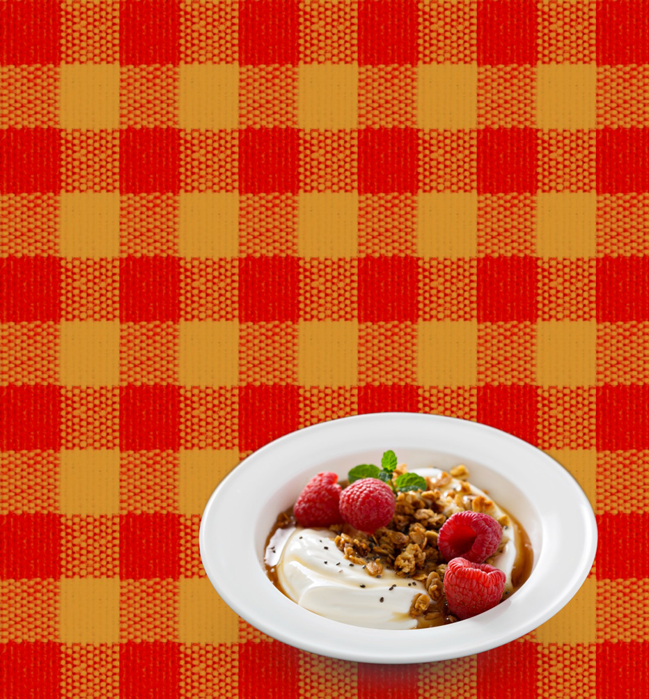 Prozis Maple Syrup on plate