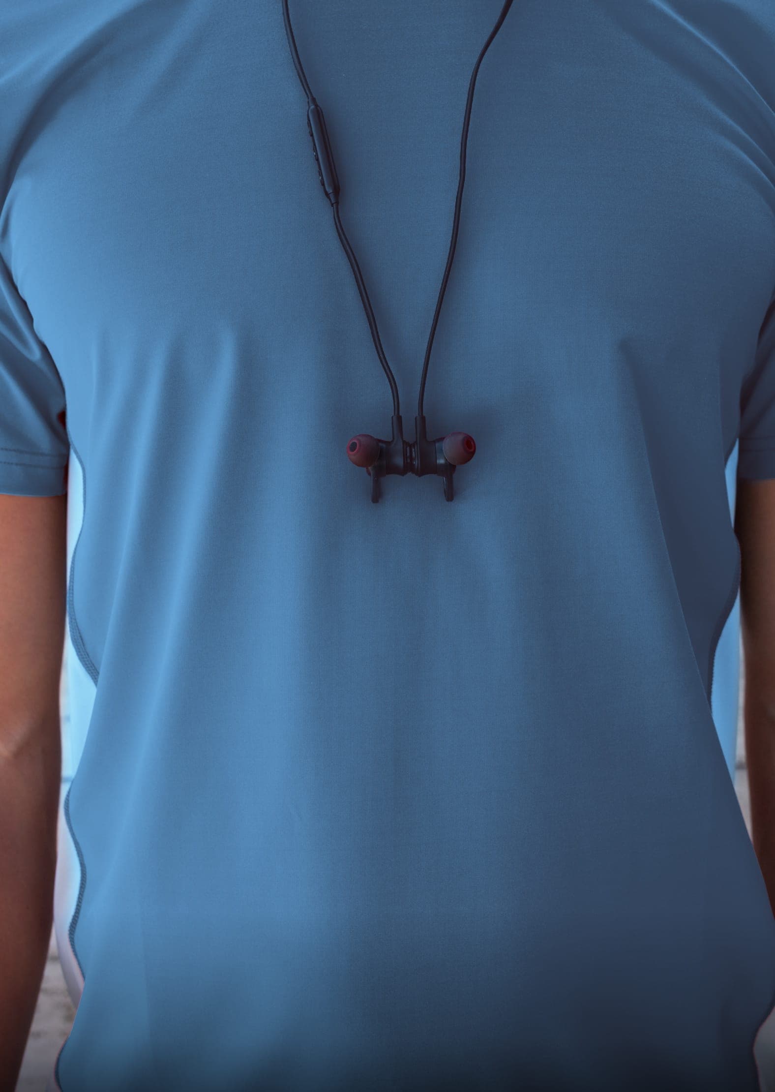 active noise cancelling earphones wireless