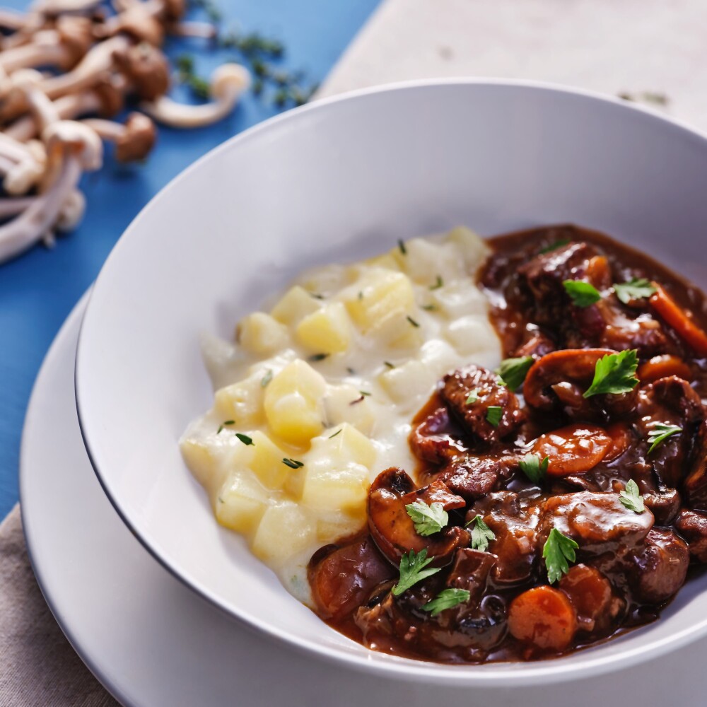 Bife Bourguignon com Batata Dauphinoise