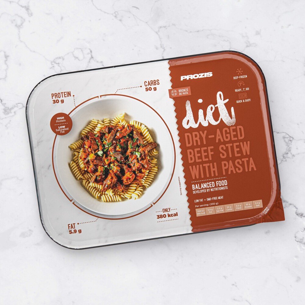 Trocken gereifter Diät-Rindereintopf mit Pasta