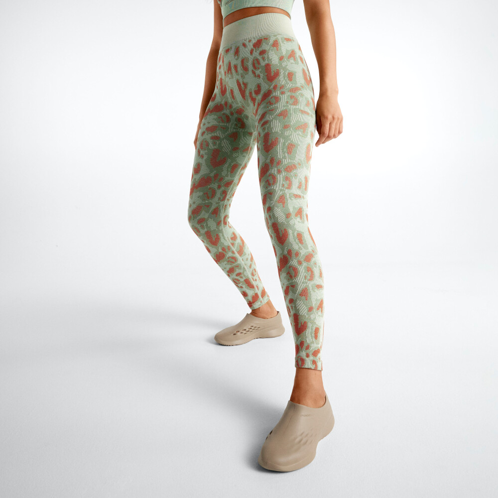 Fusion Cheetah Regular Waist Leggings