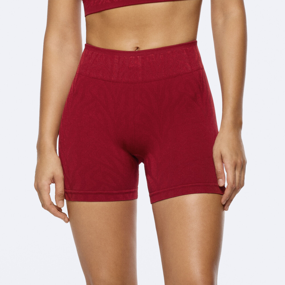 Free Spirit Medium Waist Medium Shorts
