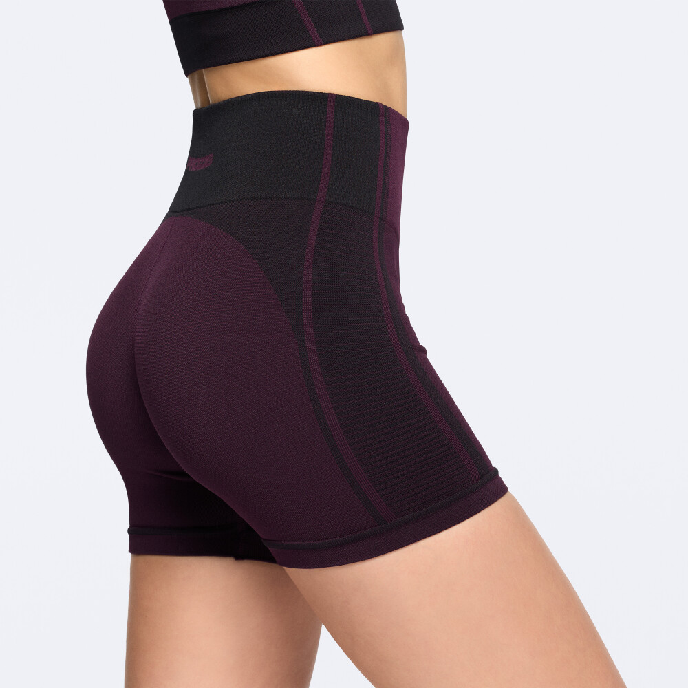 Blitz Medium Waist Medium Shorts