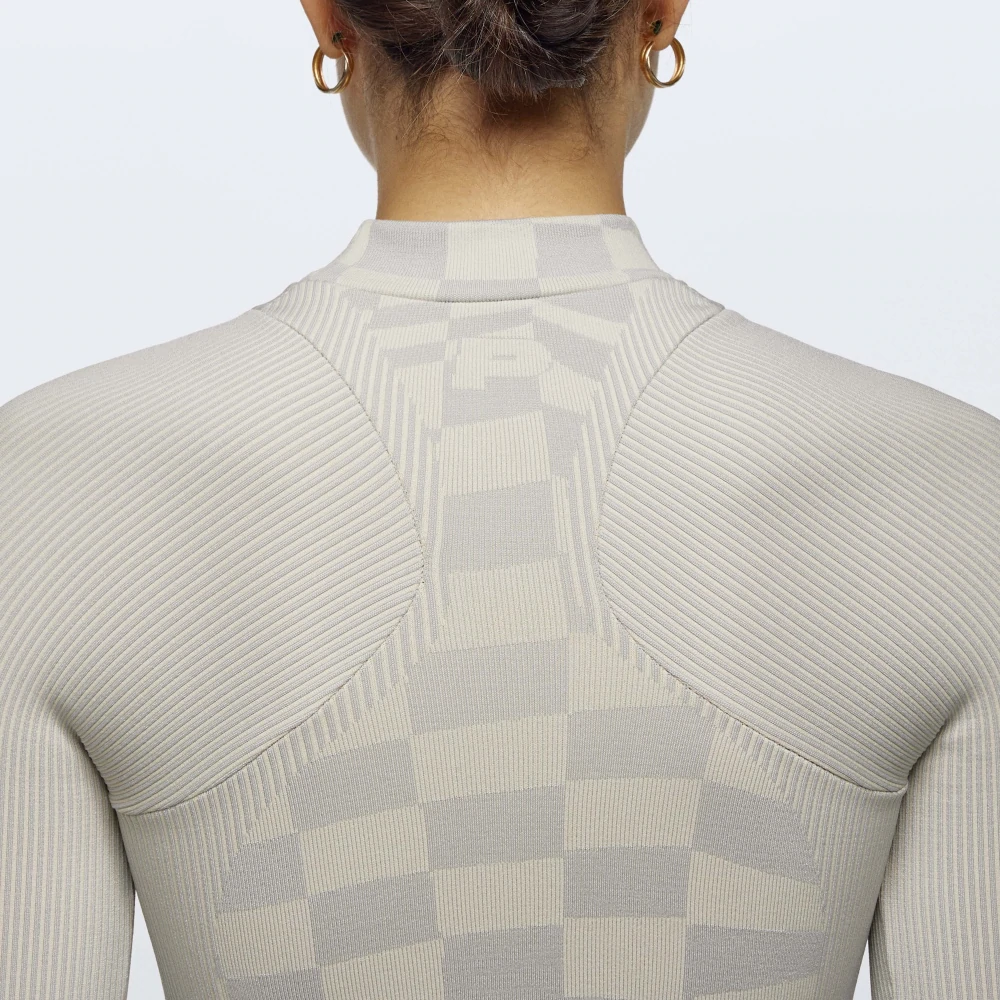 Motomami LS Crop Top (1)