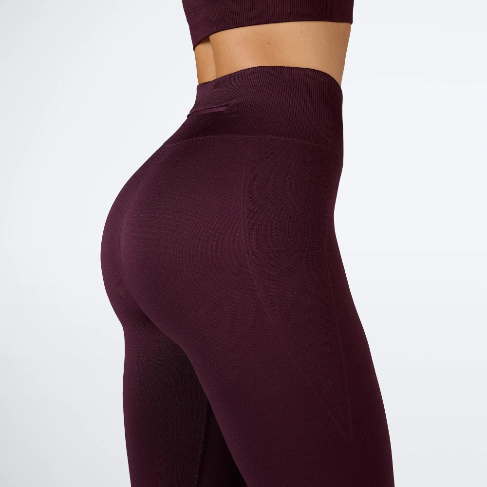 Contour Pocket Leggings mit mittlerer Taille (1)