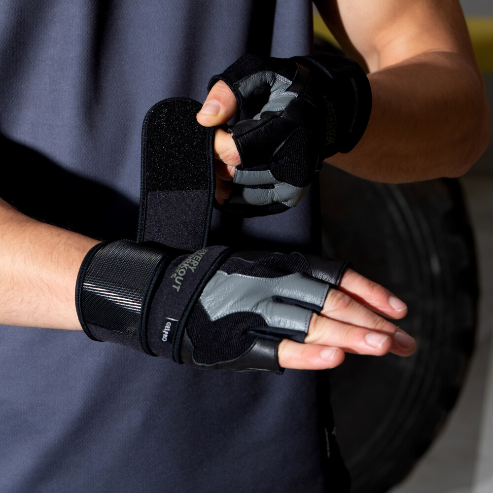 Every Workout Counts - Ultra Grip Training Gloves Black / Gray