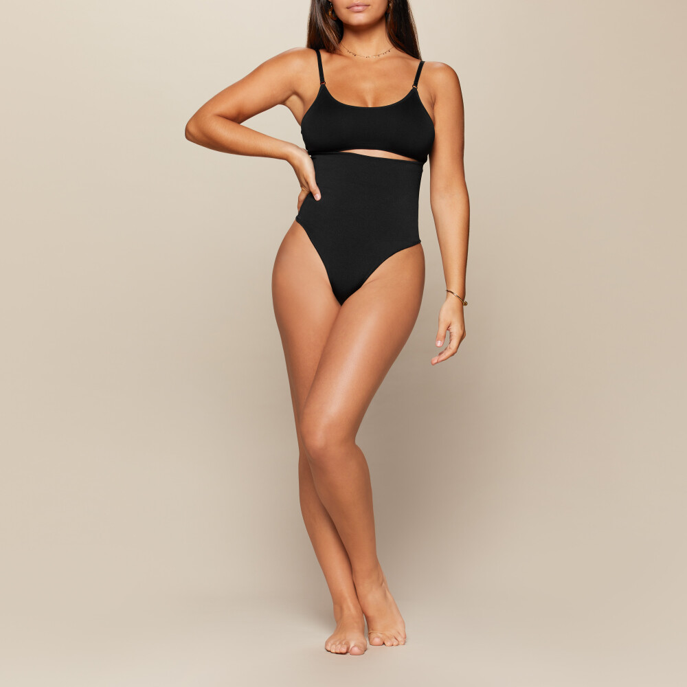 Silhouette Modellierender Tanga mit hoher Taille - Black