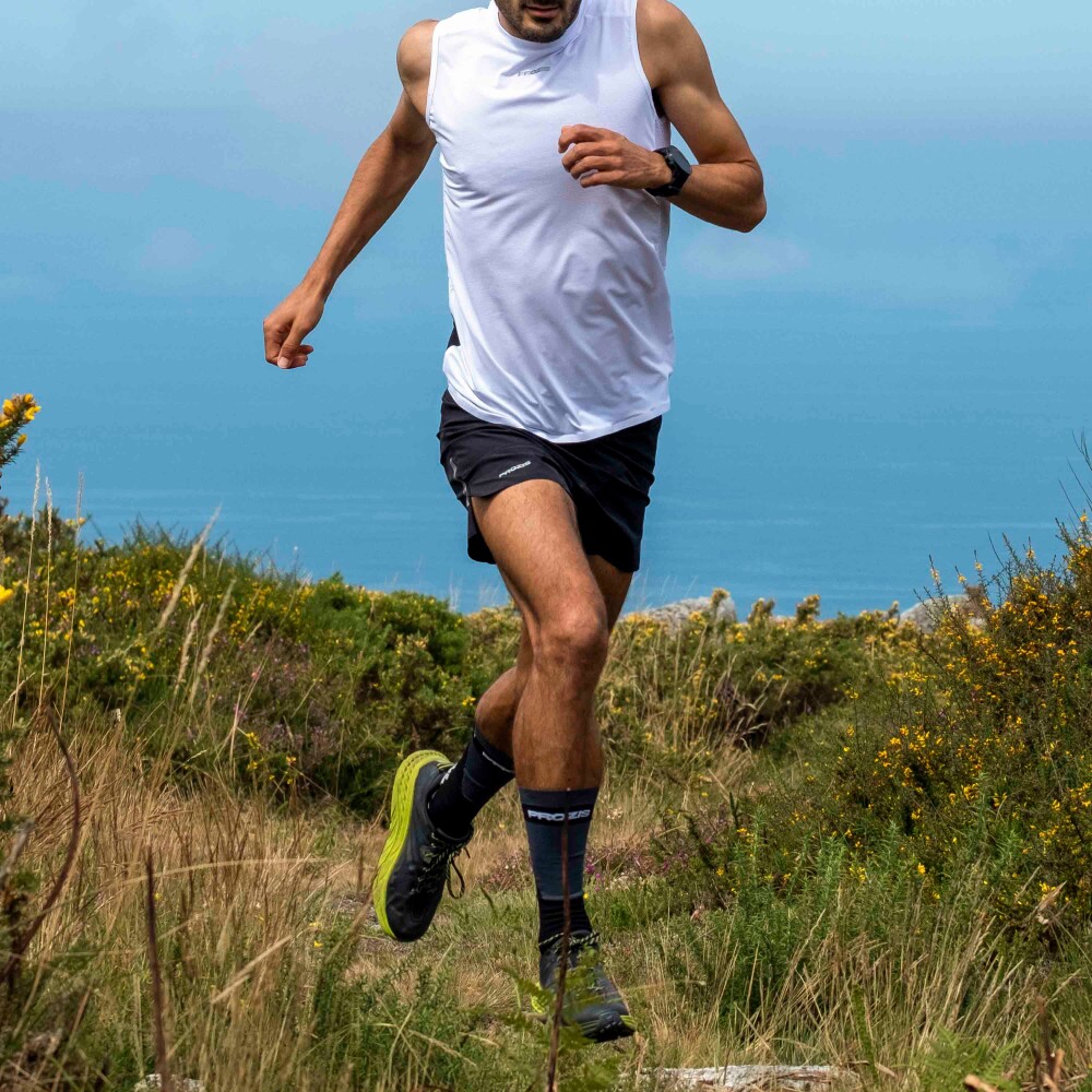 X-Motion Trail Sleeveless T-Shirt - Falcon M White