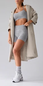 Athleisure Shorts mit mittelhohem Bund