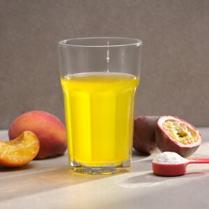 Melocotón y fruta de la pasión