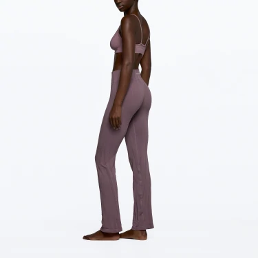 v1486348 prozis_crazy-comfortable-regular-waist-pants-dark-lilac_xss_dark-lilac_other3.webp