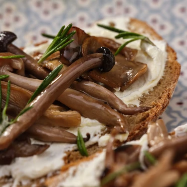 v1518402 prozis_cookinspray-extra-virgin-olive-oil-with-garlic-flavor-200-ml_5.webp