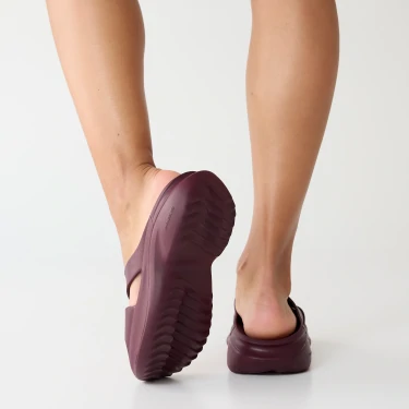 v1526727 prozis_comfy-cloud-slides-burgundy_eu-36_burgundy_other4.webp