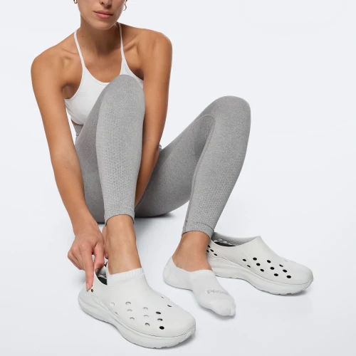 Invisible shoe shop socks