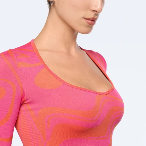 Groove LS Crop Top (2)