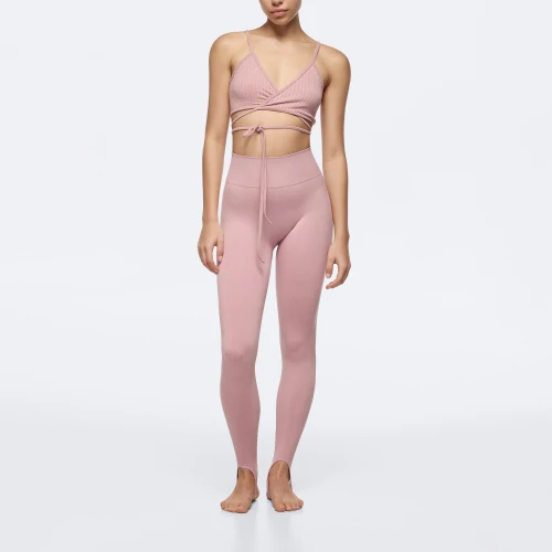 Crop top Wellness Retreat (5)