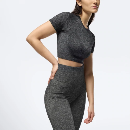 Contour Crop T-Shirt (4)