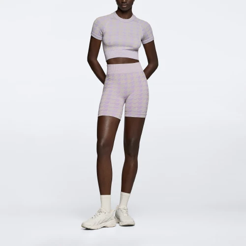 Houndstooth Harmony Crop T-Shirt (5)