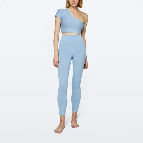 Boost Crop T-Shirt (5)