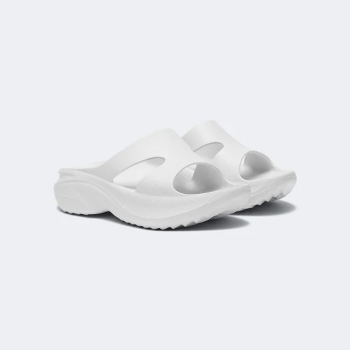 Comfy Cloud Slides Recycled White