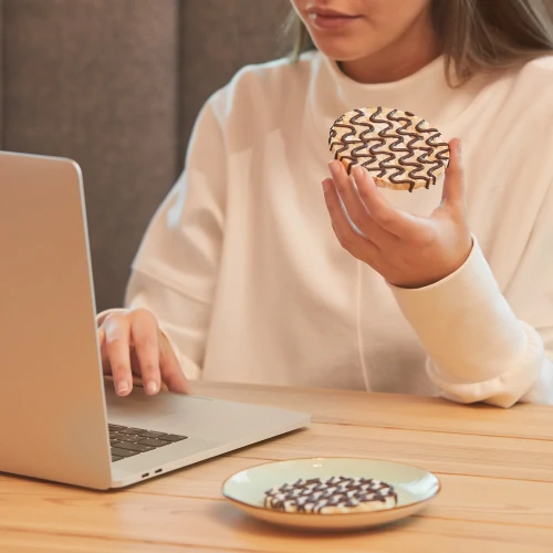 4 x Protein Choc Krispees - Reis mit dunkler Schokolade 24 g (4)