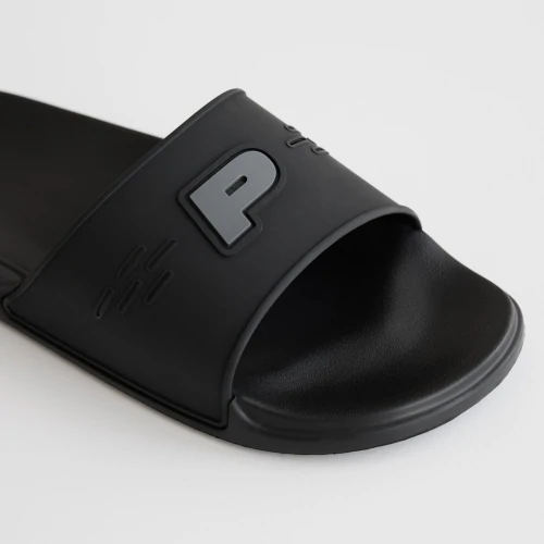 Athleisure Staple Badeschlappen (3)