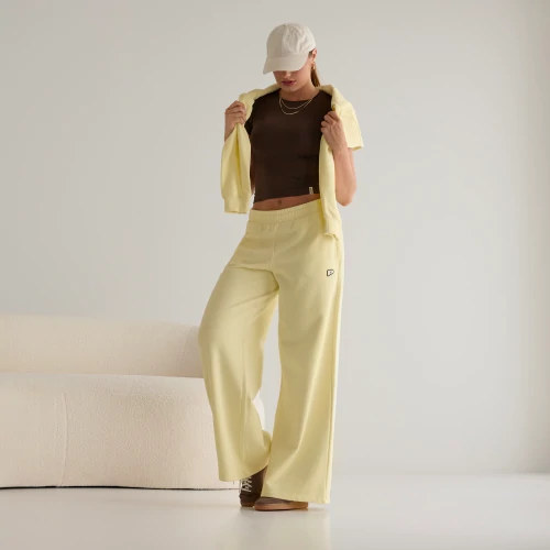 Athleisure P Wide Leg Joggers (4)