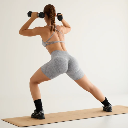 MuseFit Shorts mit mittelhohem Bund (4)