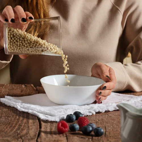 Protein-Puffies - Weißer Schokoladenüberzug 150 g (10)