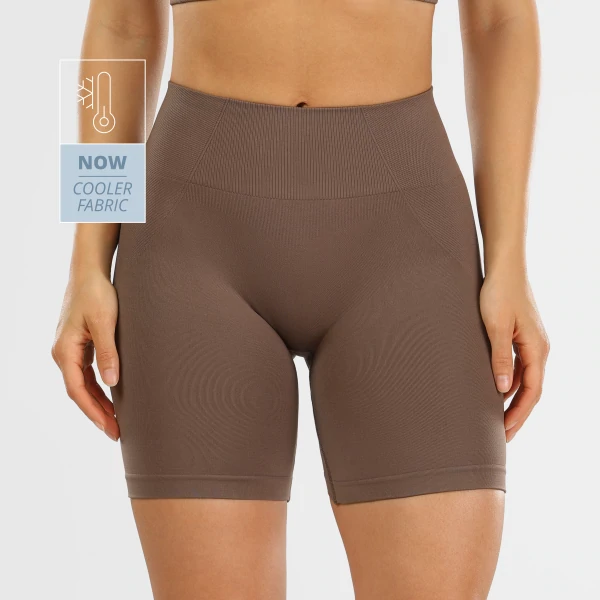 BFF Shorts mit mittelhohem Bund 