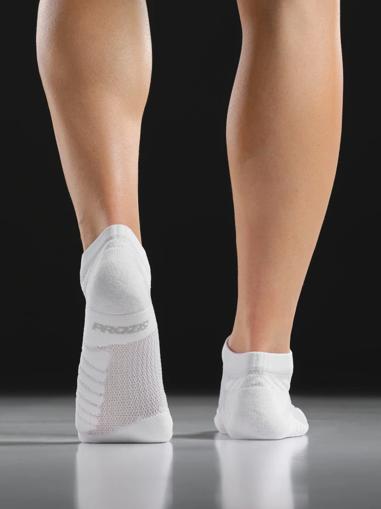 Barefoot Weightlifting Low-Cut Socks  (9)