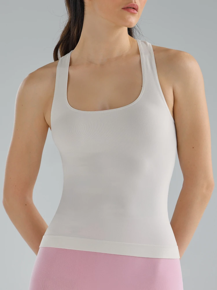 Athleisure RacerBack Tank Top - Elfenbeinweiß (7)