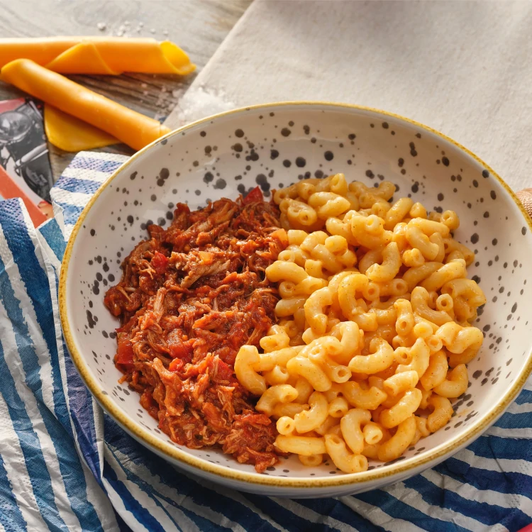 Pulled Pork Picante com Mac & Cheese