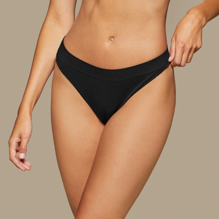 String Daily - Black