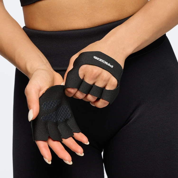 Minimalist Padded Gloves - Black